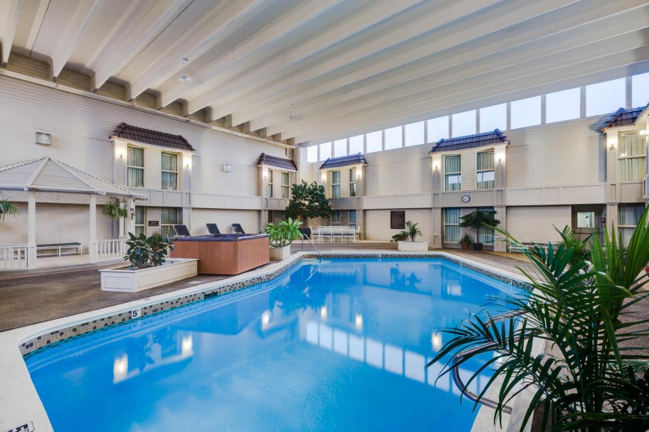 Heritage Inn Hotel & Convention Centre - Moose Jaw Εξωτερικό φωτογραφία