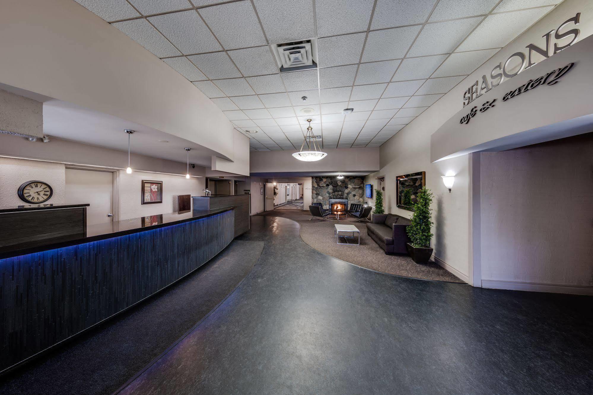 Heritage Inn Hotel & Convention Centre - Moose Jaw Εξωτερικό φωτογραφία
