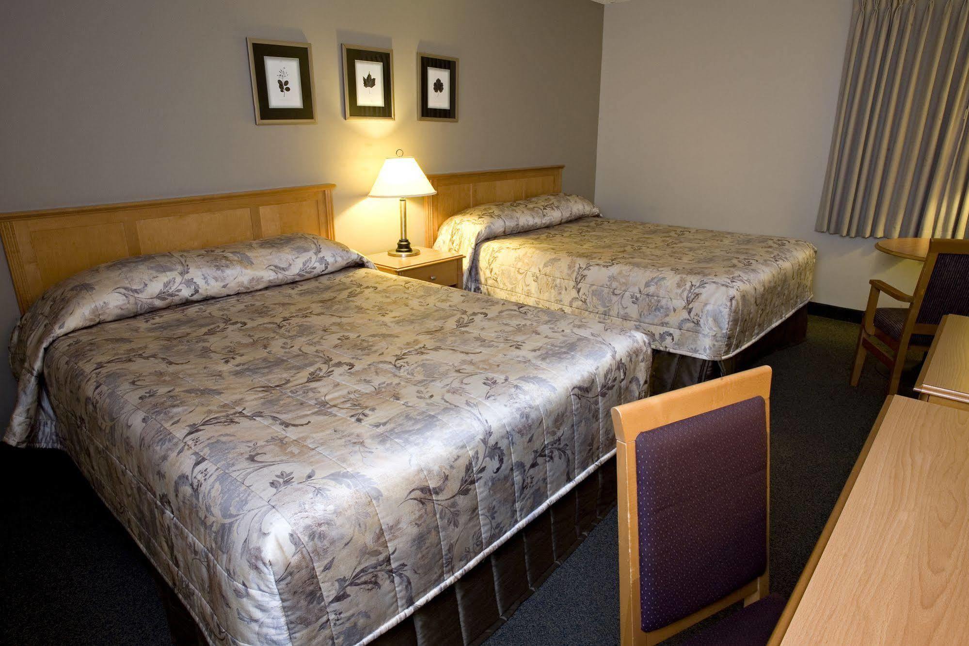 Heritage Inn Hotel & Convention Centre - Moose Jaw Εξωτερικό φωτογραφία